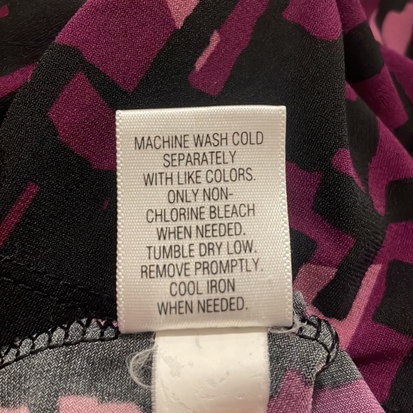 Apt 9 Stretch Square Pattern Strapless Flowy Top Size M - Picture 9 of 9